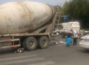 国产面包车车祸视频播放,国产面包车车祸视频引发社会关注