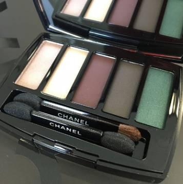 国产五色眼影在线视频,国产眼影教程大揭秘 第1张 国产五色眼影在线视频,国产眼影教程大揭秘 第1张