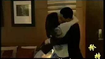 情侣合居视频在线看国产  第2张